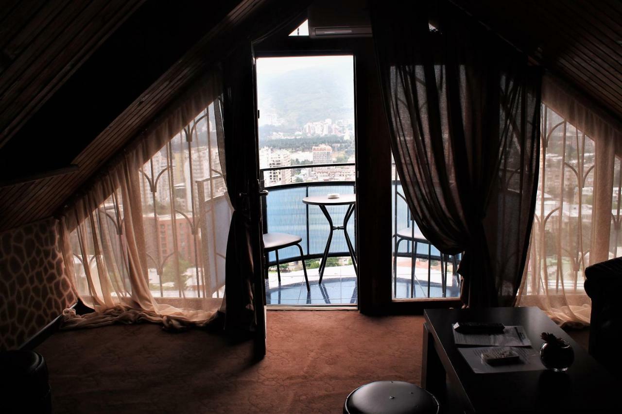 Panorama Eco-Hotel Tbilisi Esterno foto